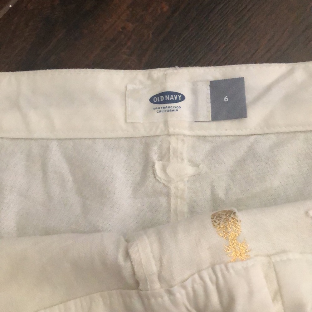 Linen Shorts - Picture 3 of 3